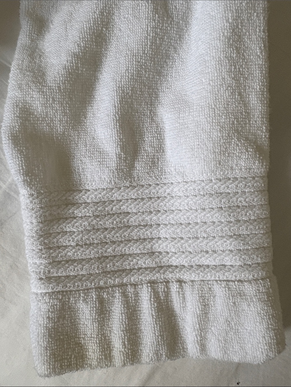 Ralph Lauren White Terry Bathrobe with Belt - Picture 4 of 10